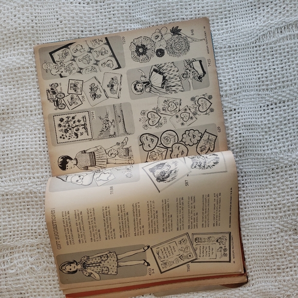 VTG NEEDLECRAFT KNITTING MAGAZINE - Picture 6 of 6